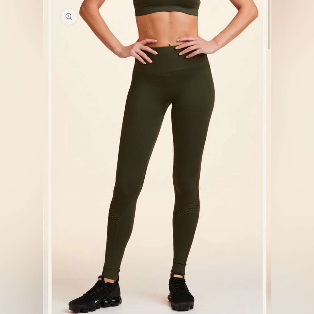 Alala Essential Seamless Tight